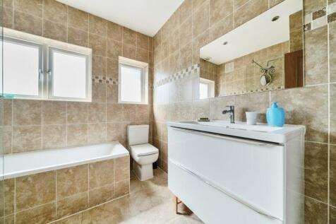 Bathroom angle 2