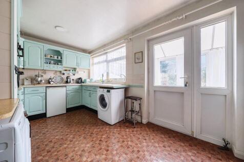 Kitchen shot 1