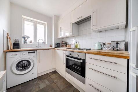 Kitchen angle 1
