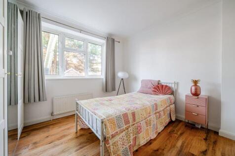 Bedroom 1 angle 1