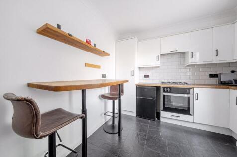 Kitchen angle 1