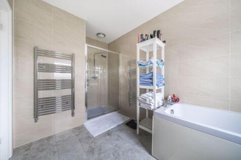 Bathroom angle 2