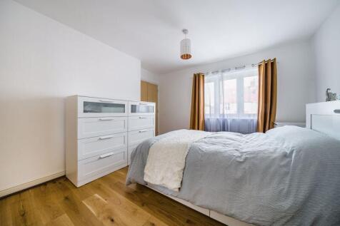 Bedroom 1 angle 2