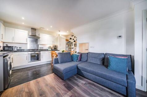 Lounge and kitchen