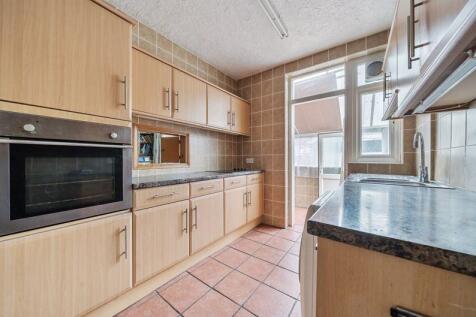 Kitchen angle 1