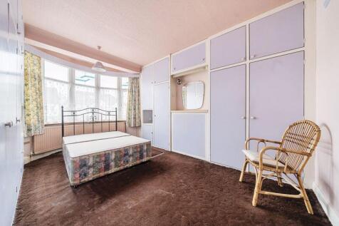Bedroom 1 angle 2
