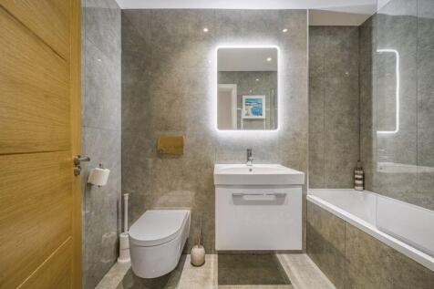 Bathroom angle 2