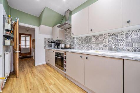 Kitchen angle 1