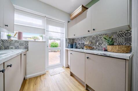 Kitchen angle 3