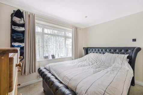 Bedroom 1 angle 1
