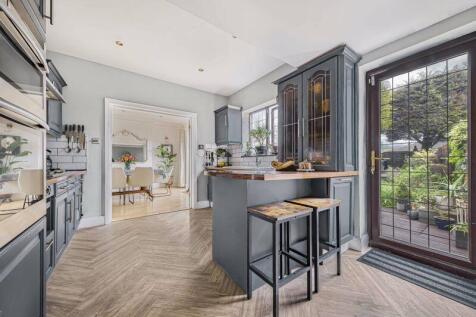 Kitchen angle 1