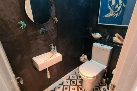 Downstairs toilet