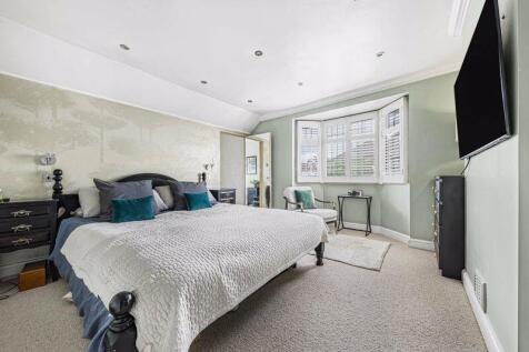 Bedroom 1 angle 2