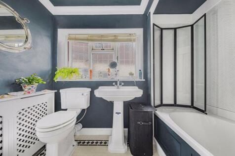 Bathroom angle 2