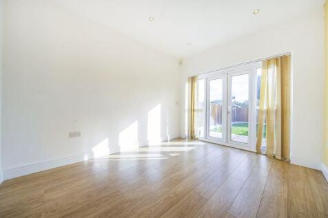 Rear Reception angle 1