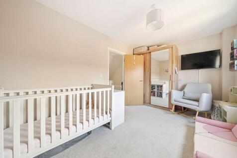 Bedroom 2 angle 2
