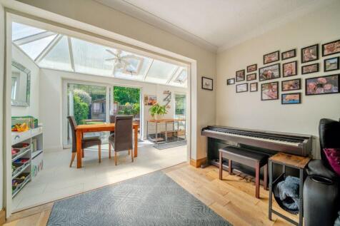 Lounge and conservatory
