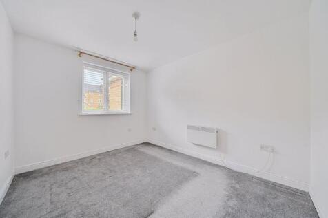 Bedroom 1 angle 1
