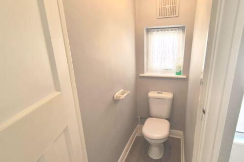 Toilet upstairs