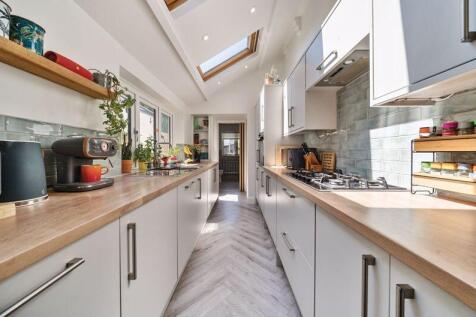 Kitchen angle 1