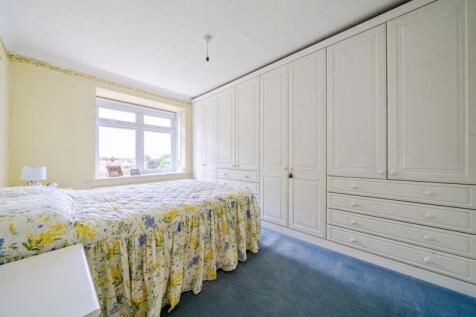 Bedroom 2 angle 2