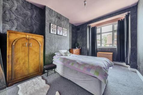 Bedroom 1 angle 1