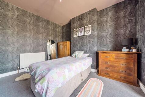Bedroom 1 angle 2