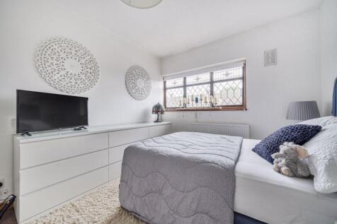 Bedroom 1 angle 2