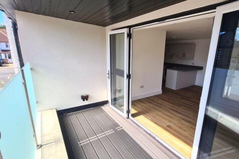 Balcony into lounge