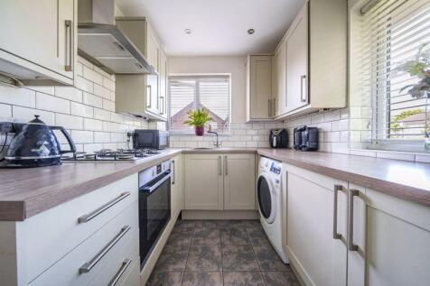 Kitchen shot 1