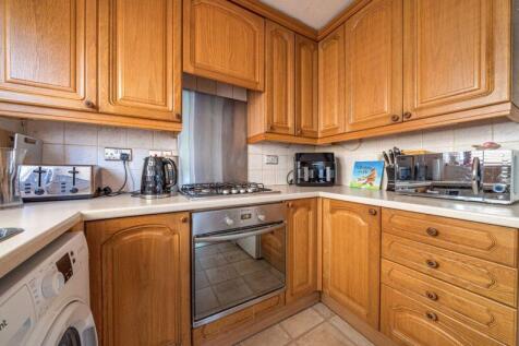 Kitchen angle 2