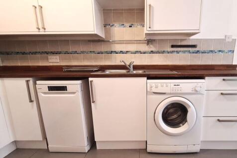 Kitchen (Sink area)