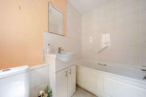 Bathroom angle 1