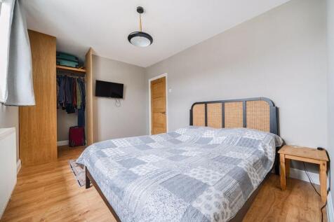 Bedroom 1 angle 2