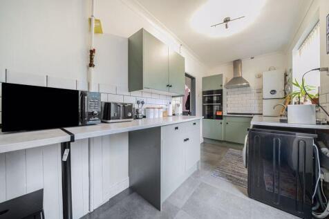 Kitchen angle 1