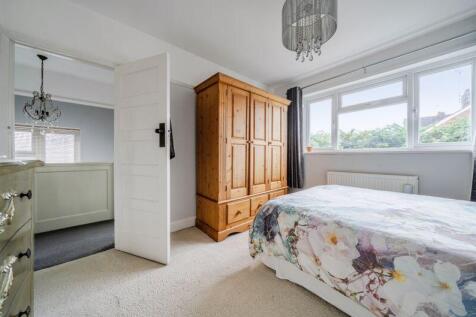 Bedroom 2 angle 2