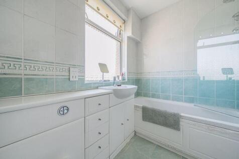 Bathroom angle 1