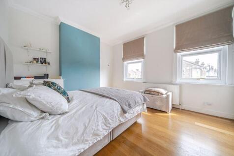 Bedroom 1 angle 1