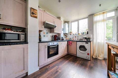 Kitchen angle 1