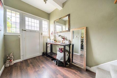 Entrance Hall angle 2