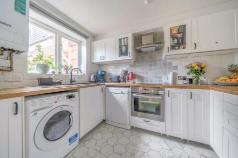 Kitchen shot 1
