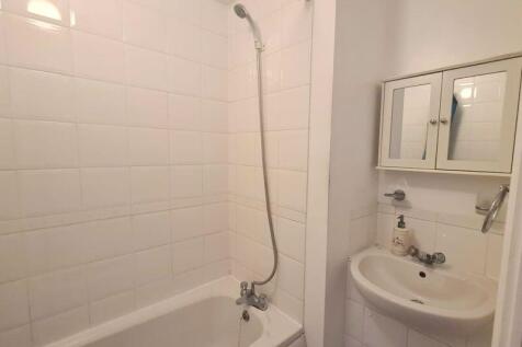 Bathroom angle 2