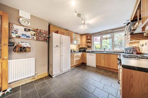 Kitchen shot 2