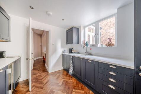Kitchen angle 1