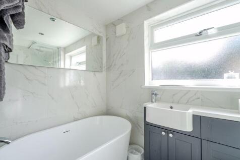Bathroom angle 1