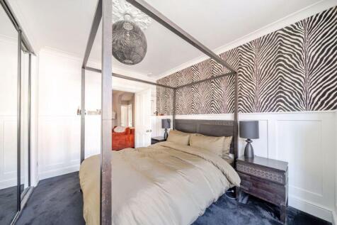 Bedroom 1 angle 2