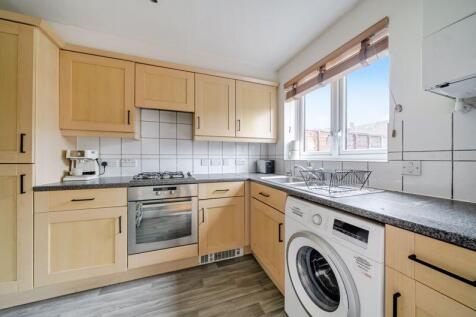 Kitchen angle 1