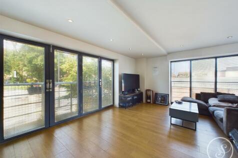 Living/kitchen/diner