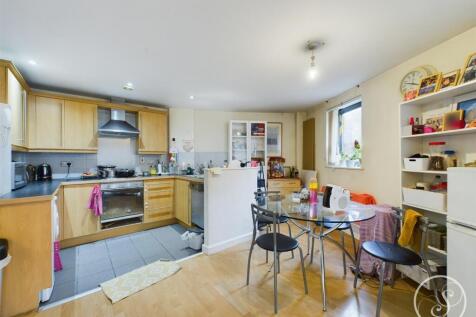 Kitchen dining are