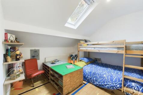 Bed 6